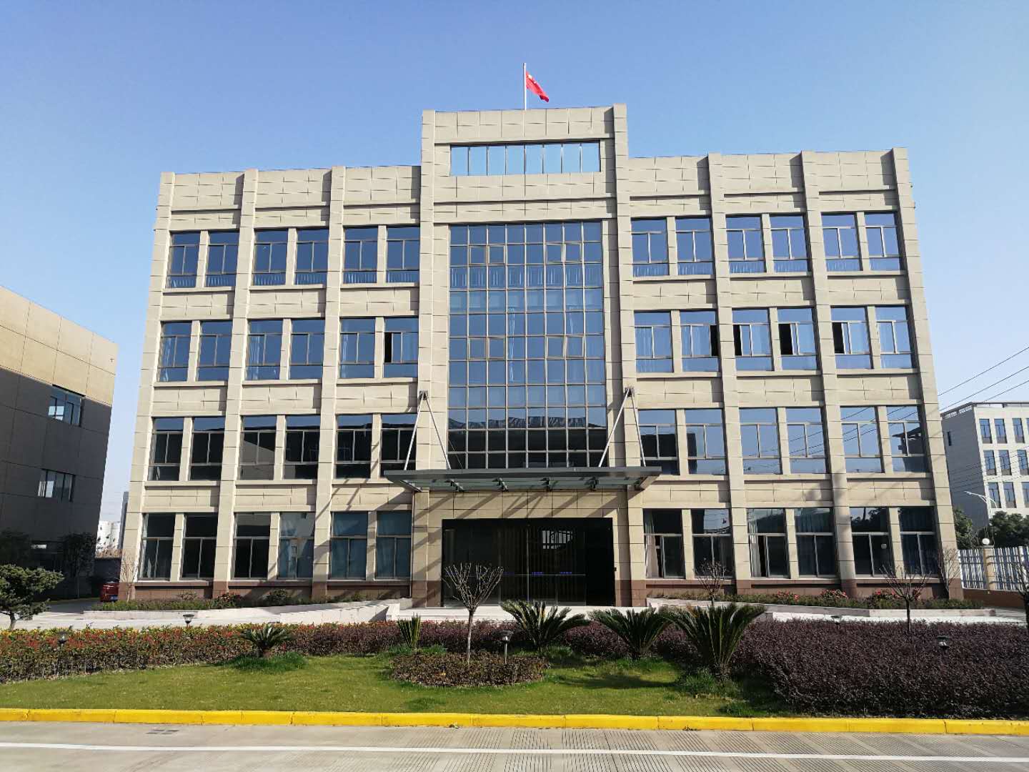 1554275206862823.jpg 研發(fā)辦公樓.jpg